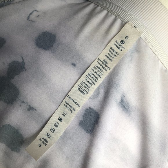 Lululemon Noir Jacket, W6 - Picture 10 of 14